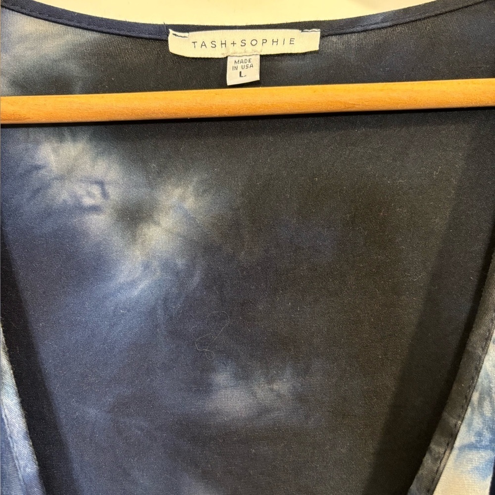 Tash + Sophie blue tie dye 3/4 sleeve wrap front jumpsuit - Picture 4 of 6